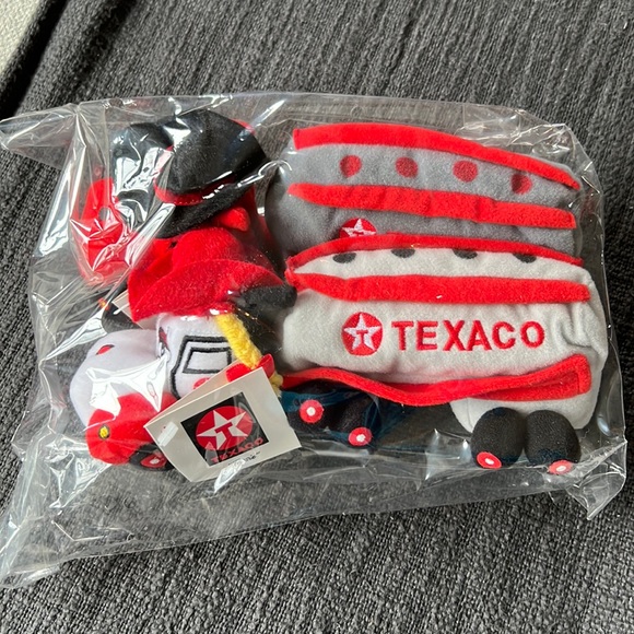 The Texaco Twins “Tex and Tessie” - Picture 3 of 10